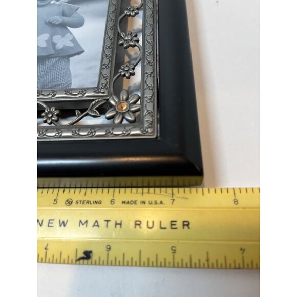 Pewter Picture Frame: Silver Tone Leaf Design for 3.5x5 Inch  Malden Black & Silver 4x6 Photo Frame With Floral Accents